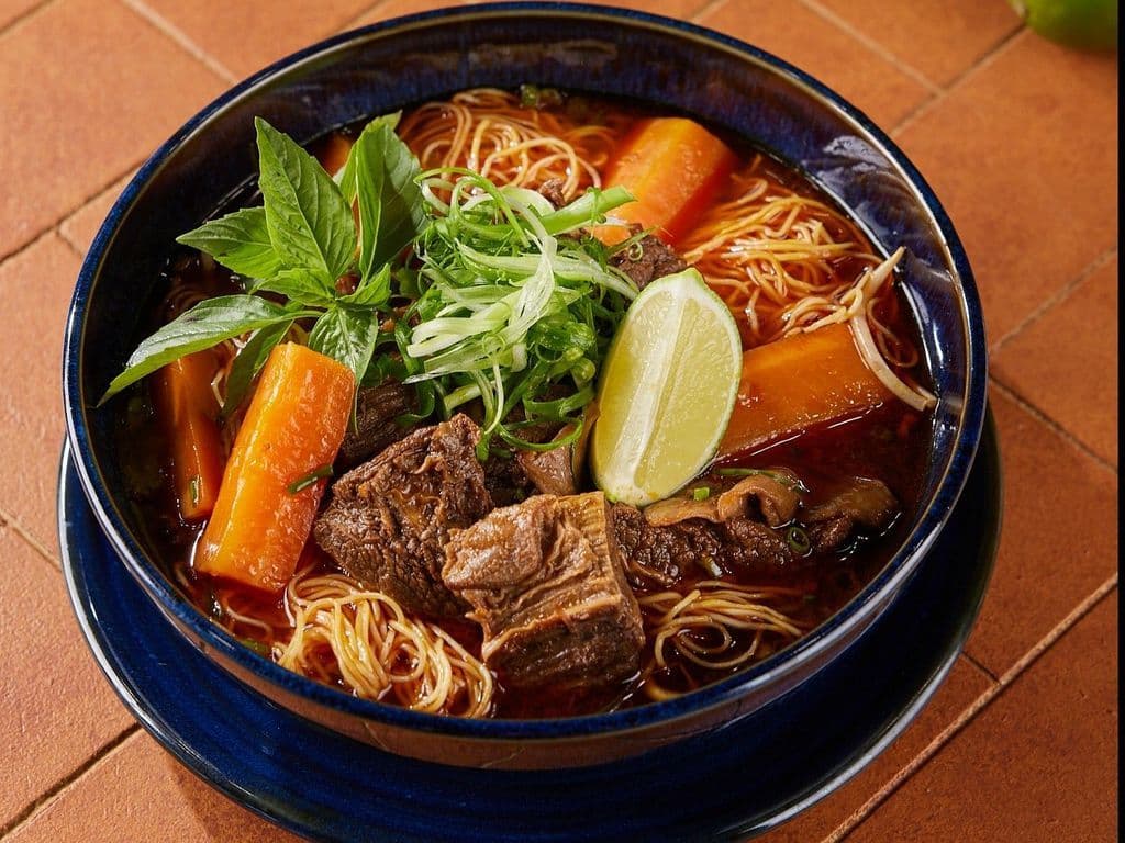 E05L.(EggNoodle) StewBeef