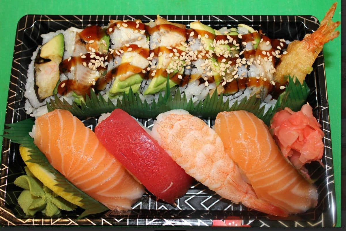 Black Dragon Sushi Combo