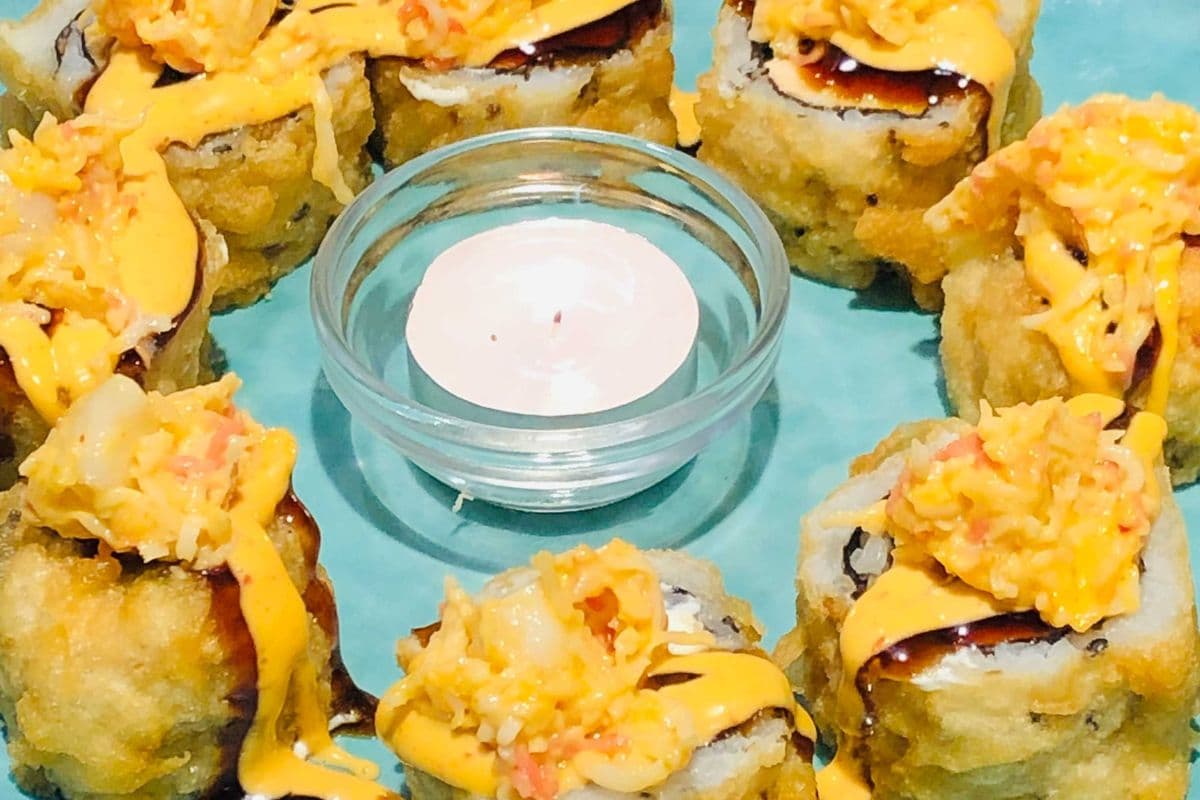 126. Deep-Fried Volcano Roll (8 pcs)