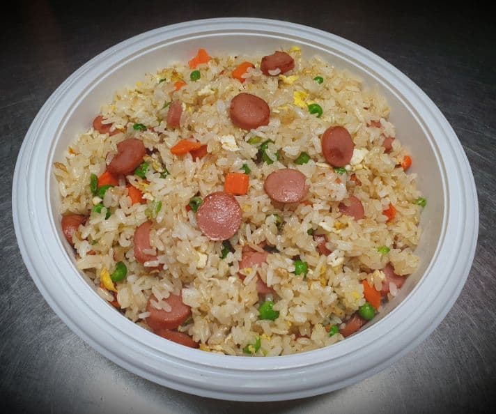 Hotdog & Egg Stir Fried Rice / 熱狗蛋炒飯