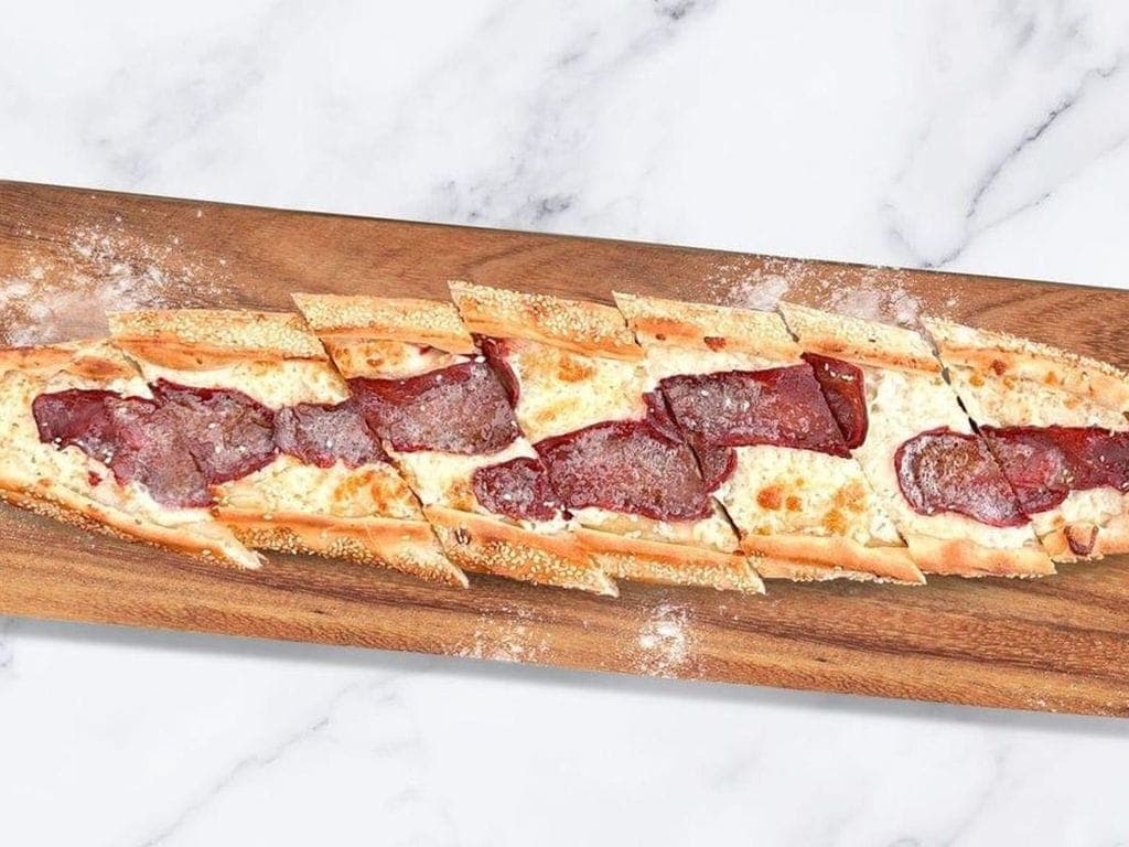 Pastirma Pide