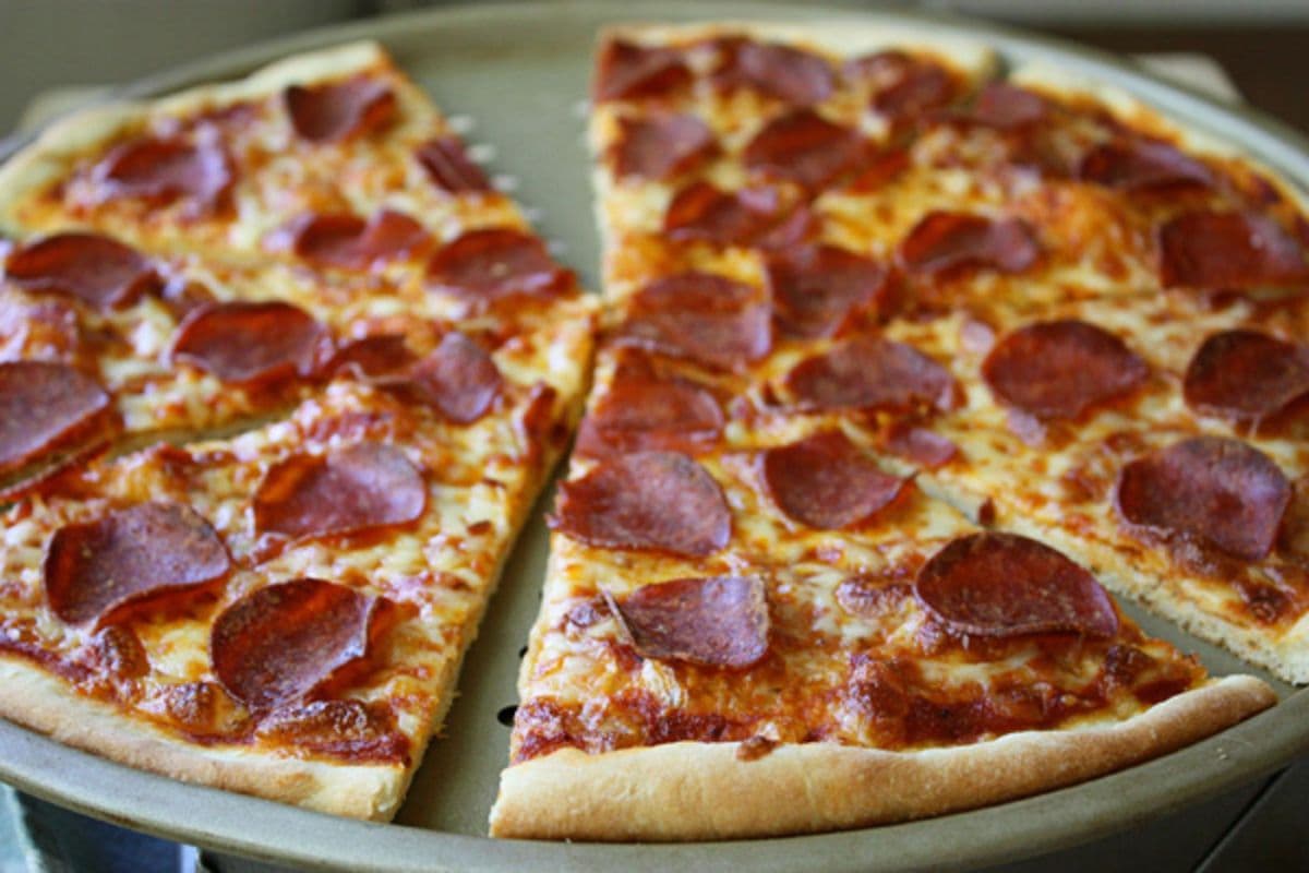 14" Large Pepperoni Pizza