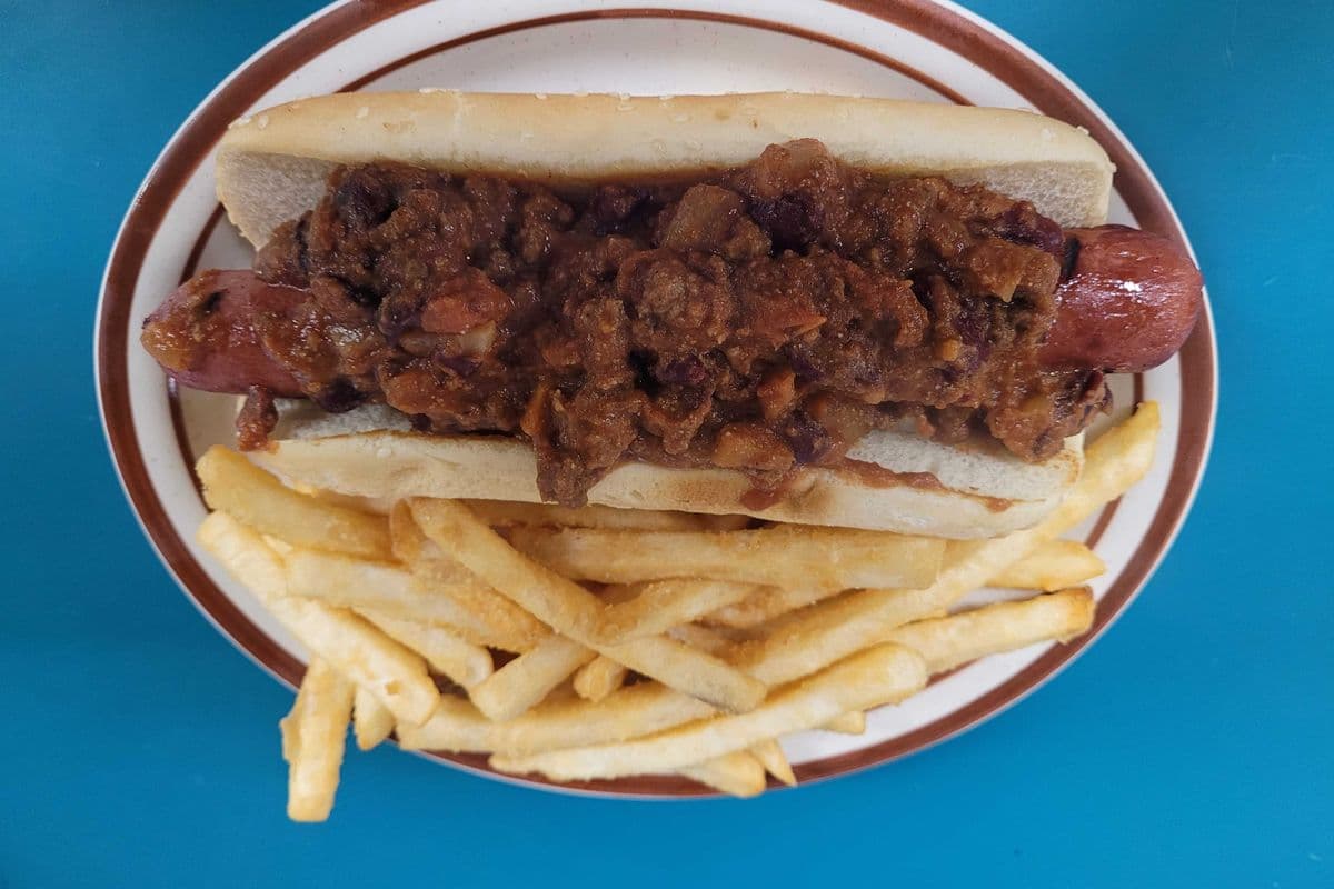 Chili Hot Dog & Fries