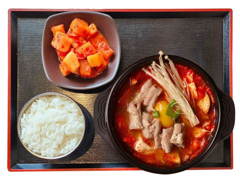 GOP CHANG SOONTUBU