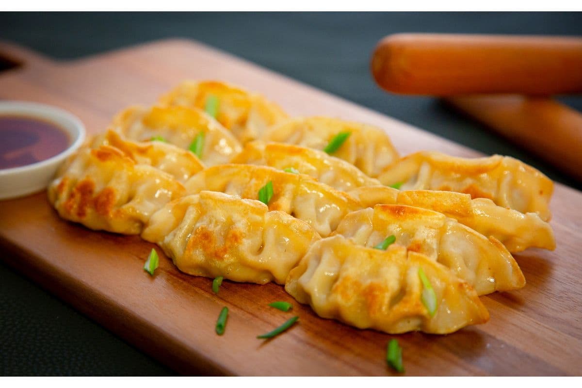 A4. Pan Fried Dumplings (12 pcs)