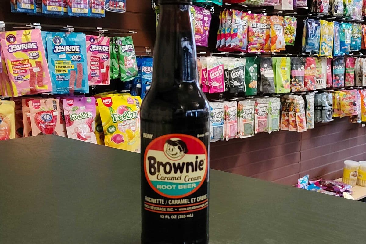Brownie Caramel Cream Root Beer (355 ml) (355ml)