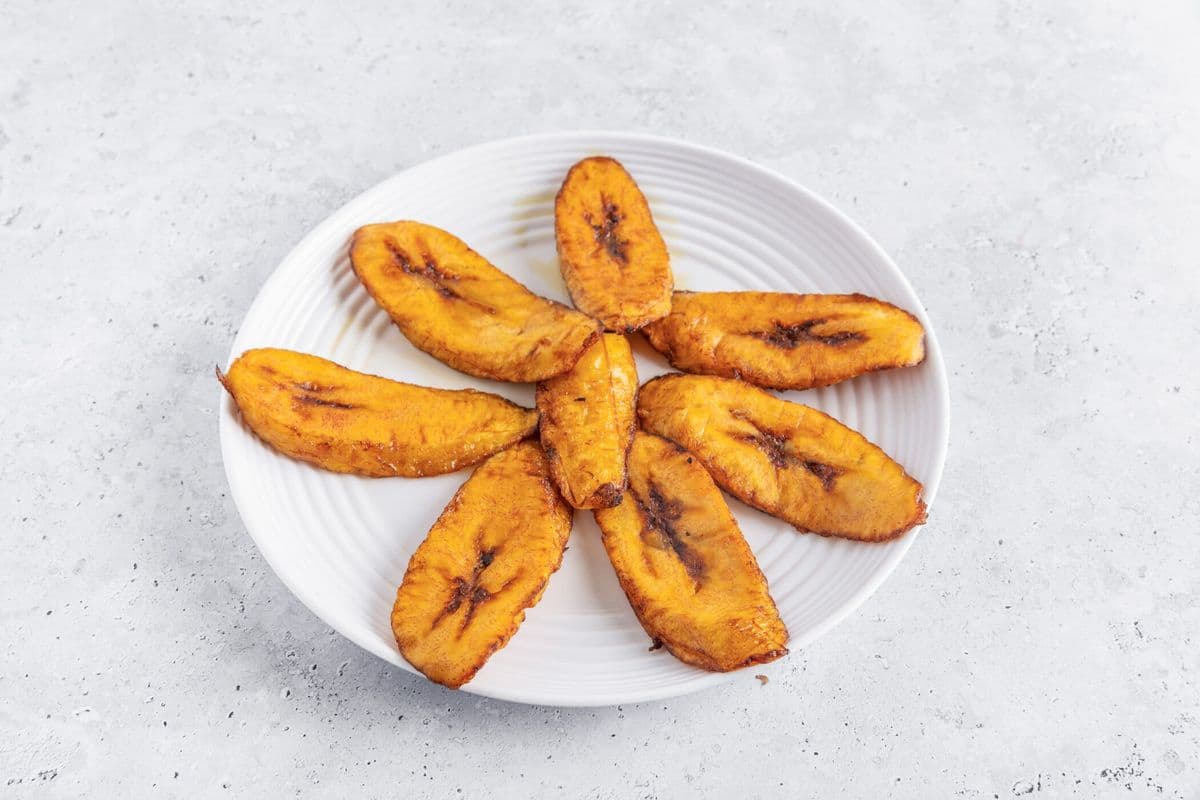 Fry Plantain (3pc)