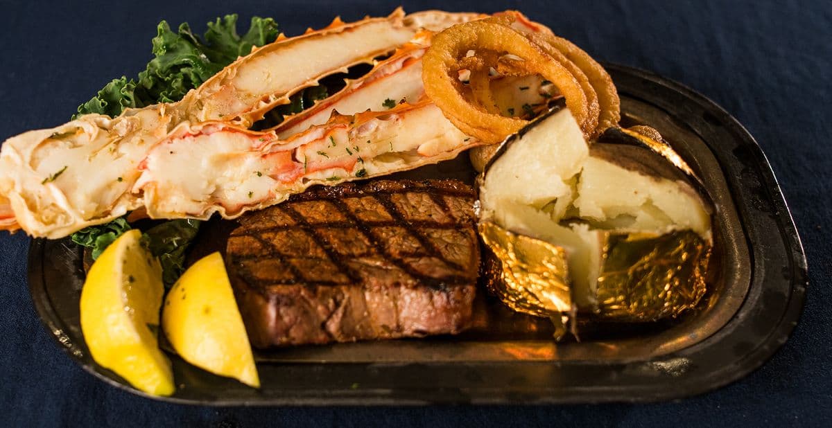 Steak and Alaska King Crab Legs 8oz