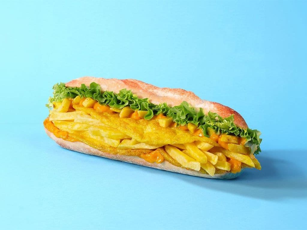Baguette Frites Omelette / Sandwich Fries Omelet