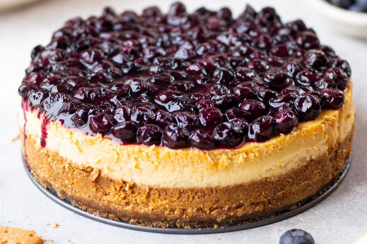 Blueberry Cheesecake 8"