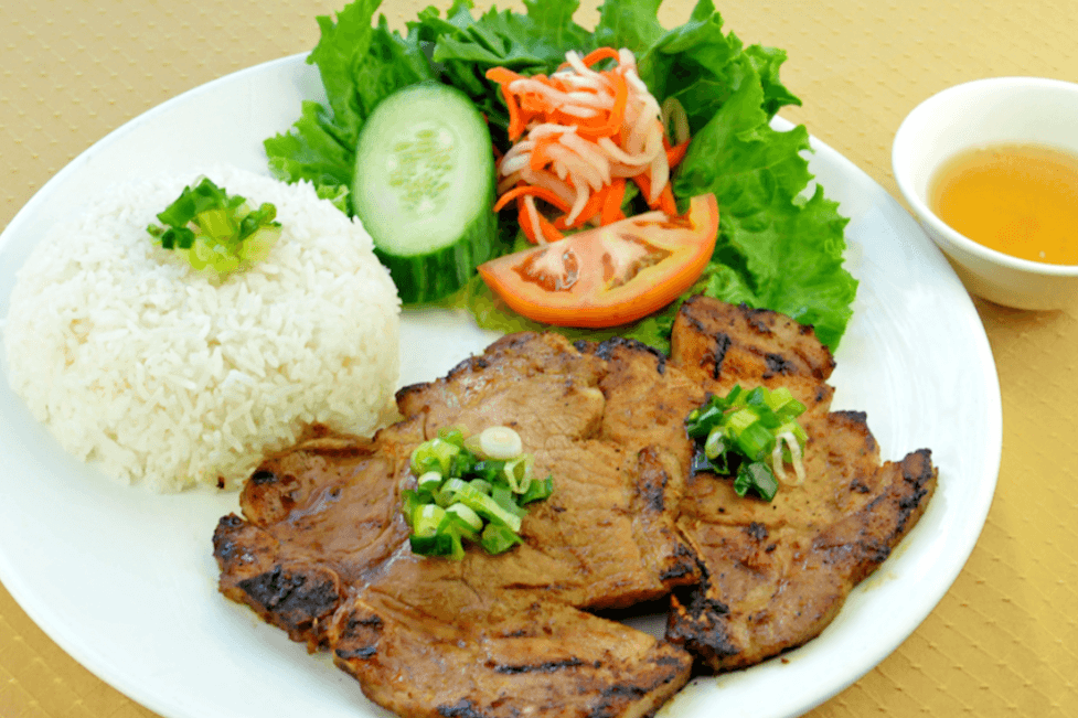 90. Grilled Pork Chops (2 pcs) on Rice