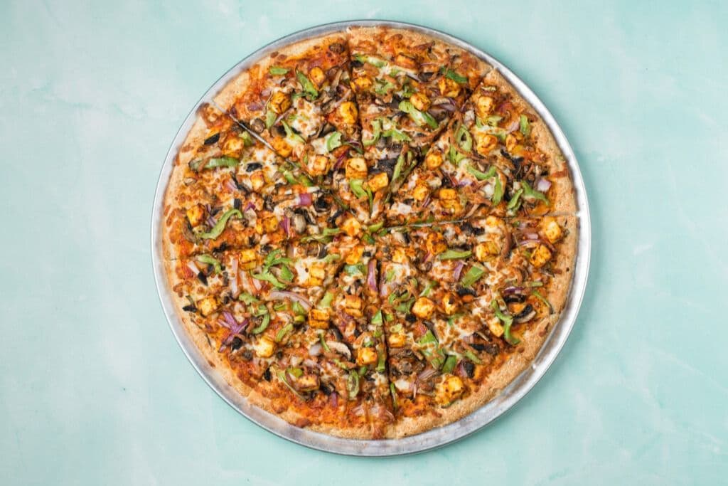 Shahi Paneer Pizza