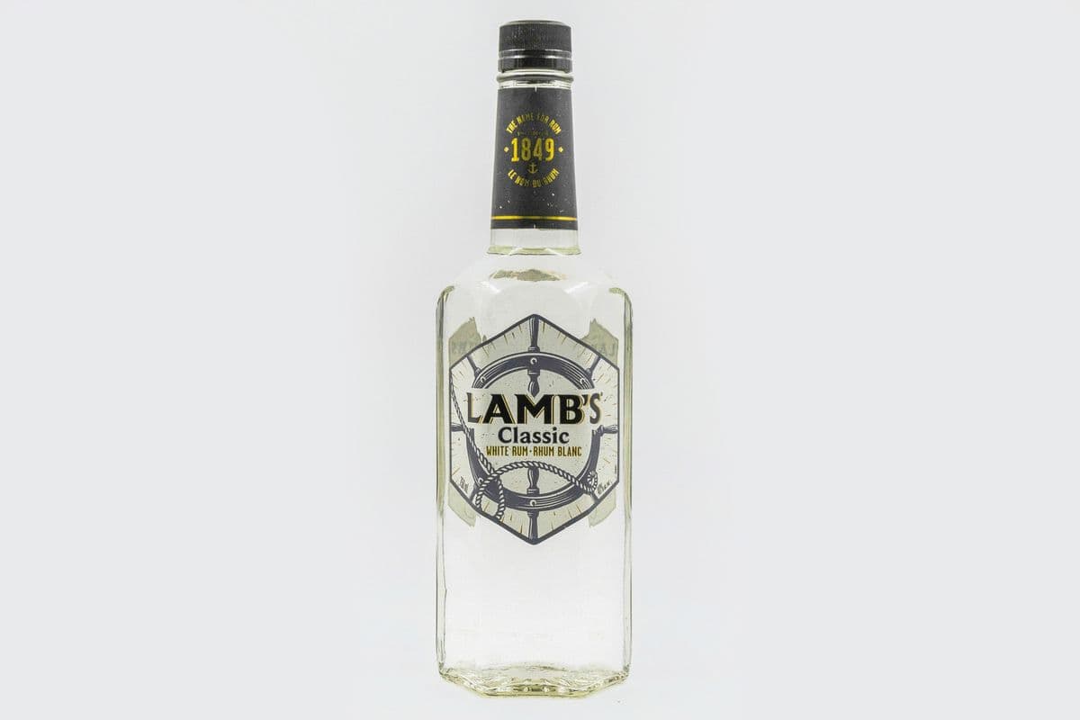 Lambs White Rum (1 x 750 ml)