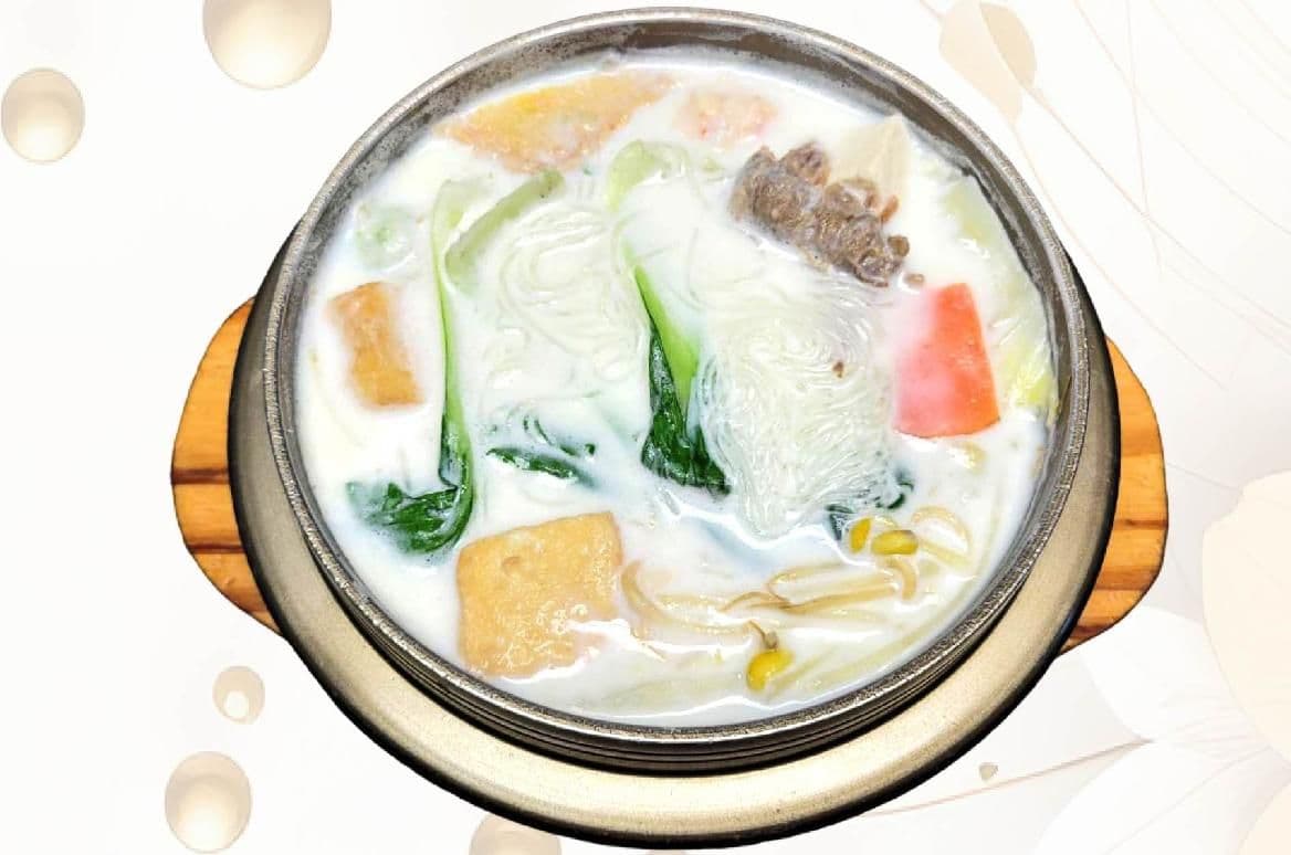 Vegetarian Milk Pot / 素奶香豆腐鍋