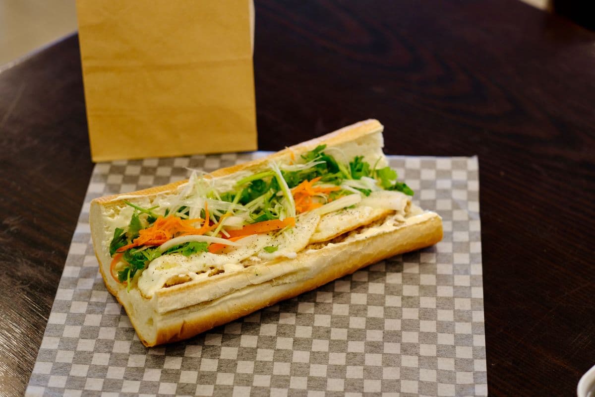 BM2. 🍳 Egg So Hot Bánh Mì / Bánh Mì Ốp La