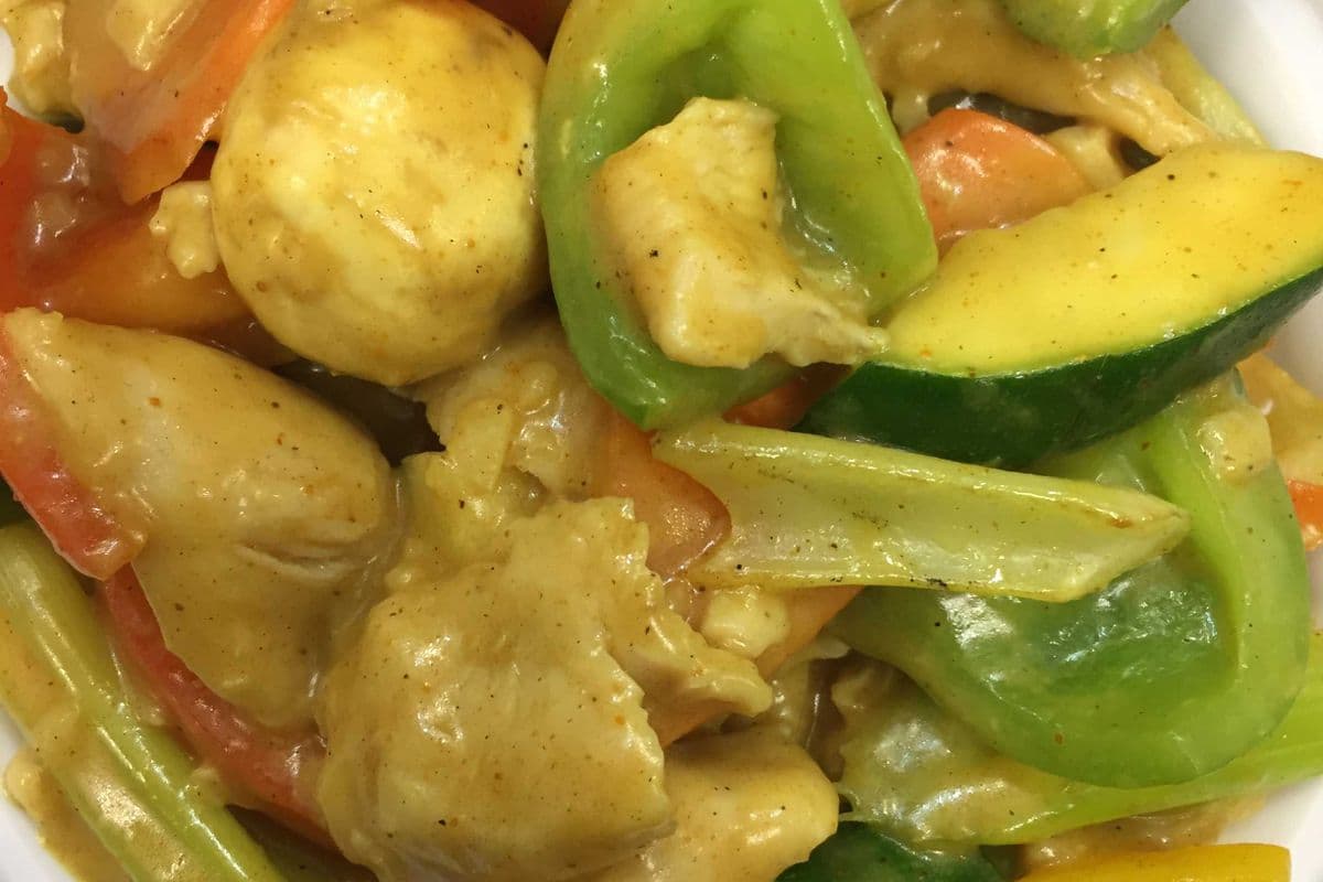 56. Curry Veggie Stir Fry with Chicken, Beef or BBQ Pork