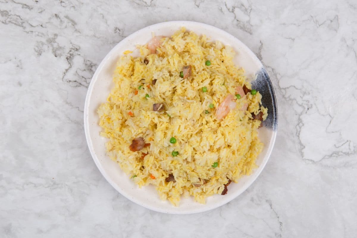 Yangzhou Fried Rice (扬州炒饭)