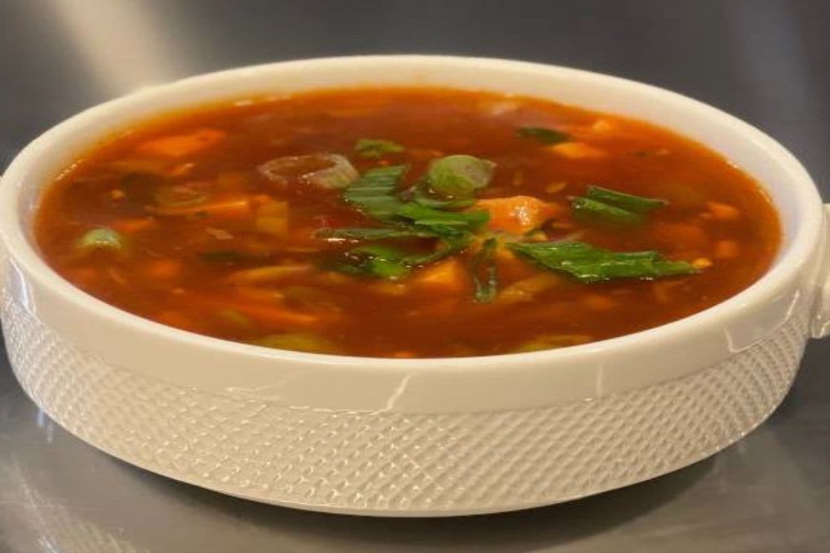 Hot & Sour Veg Soup (12oz)