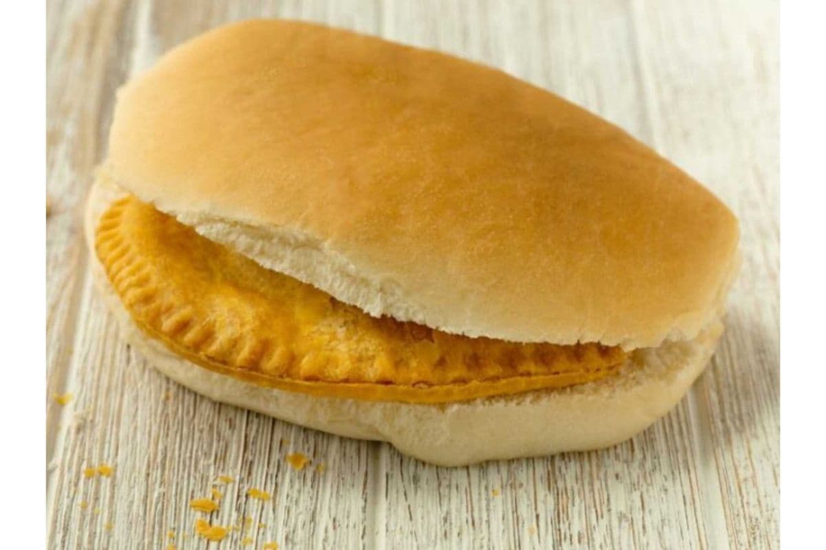 Patty and Coco bread (combo)