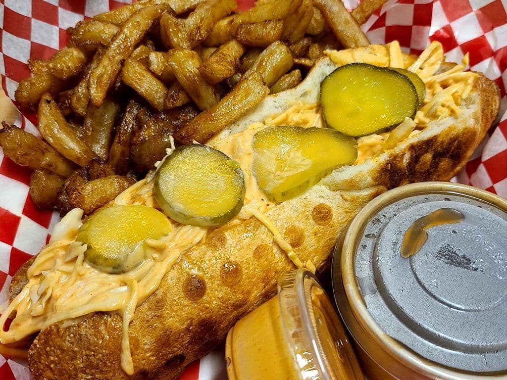 ASSIEETTE DE HOT DOG GEANT