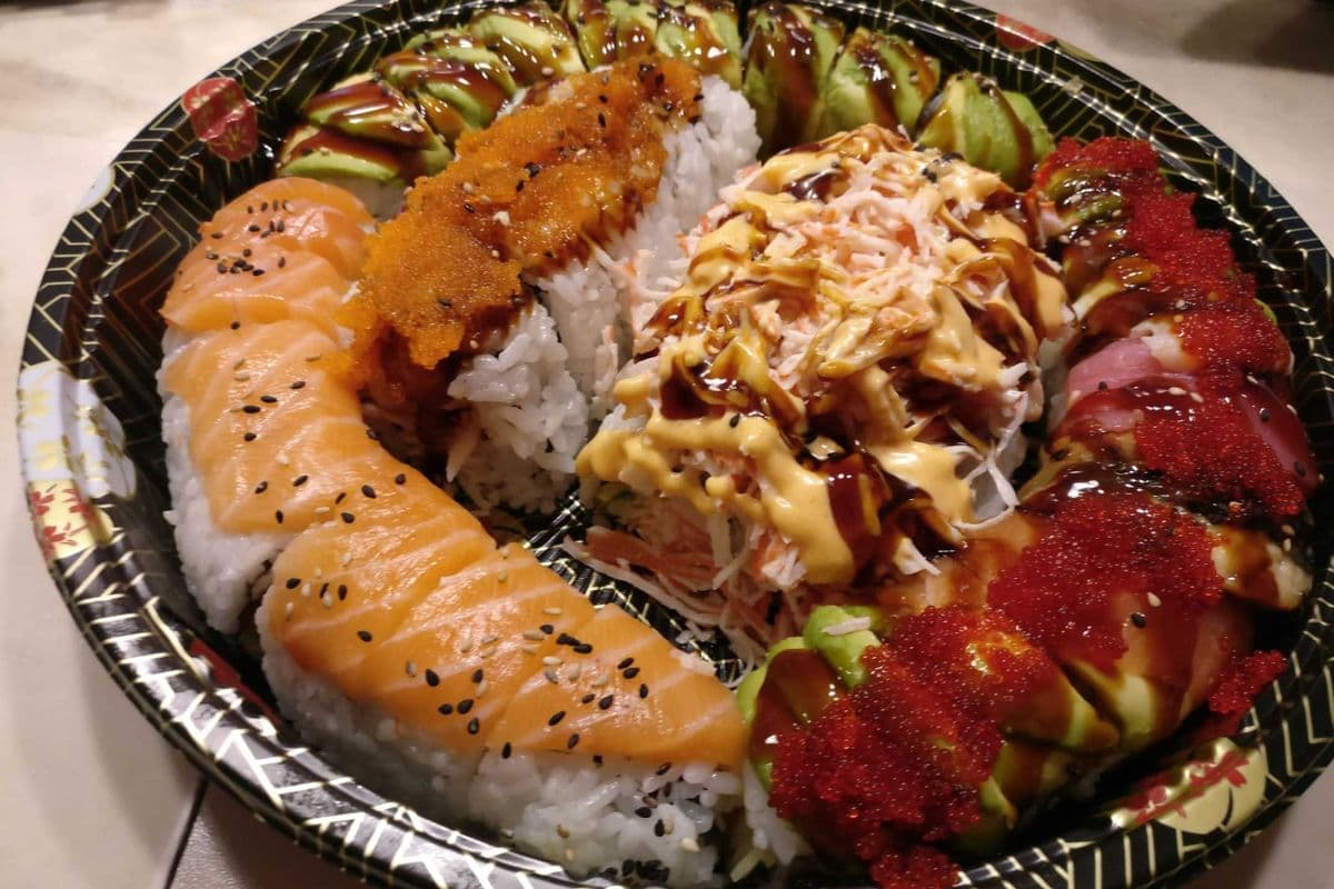 Party Tray A. Popular Rolls (Small Tray) (38 pcs)