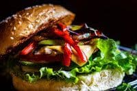 RAGIN’ CAJUN BURGER