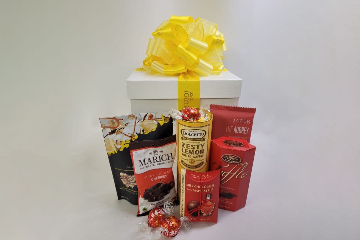 Small Sweet Treats Box