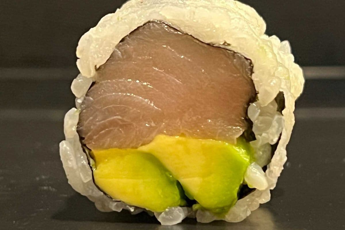 Tuna and Avo Roll