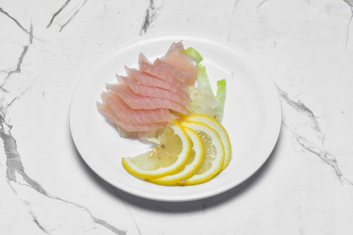 F6. BC Tuna Sashimi (6 Pcs)