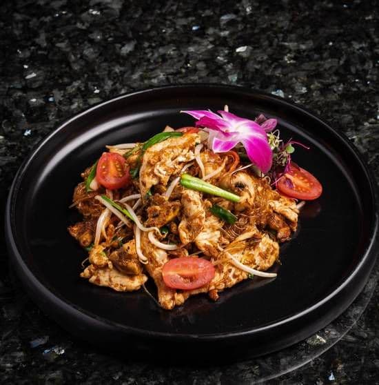 Tom Yum Pad Thai