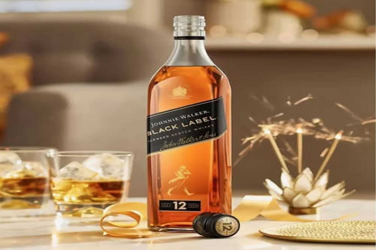JOHNNIE WALKER BLACK LABEL (1 x 750ML)