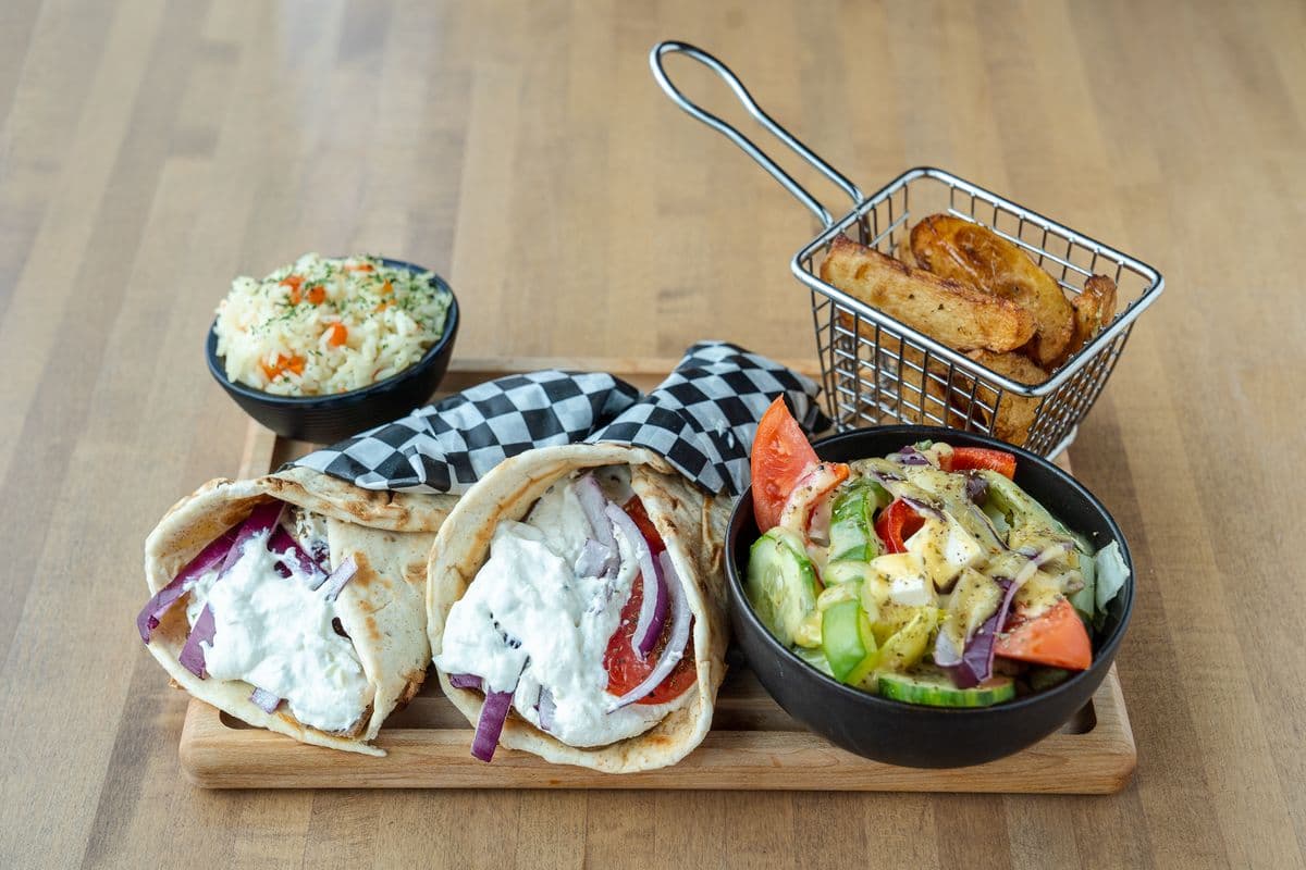 Assitte de pita au poulet / Chicken Pita Plate