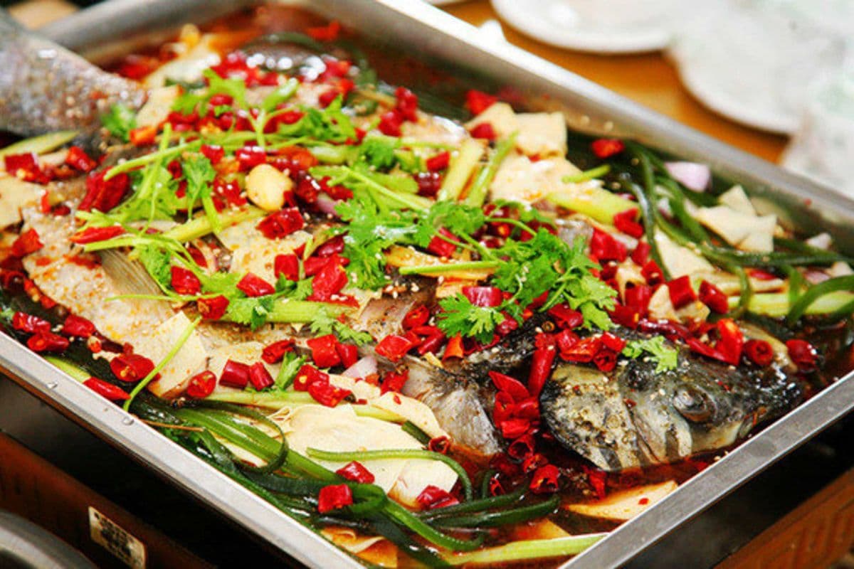 香辣碳烤活鱼 Grilled Live Fish in Chili and Szechuan Pepper Oil