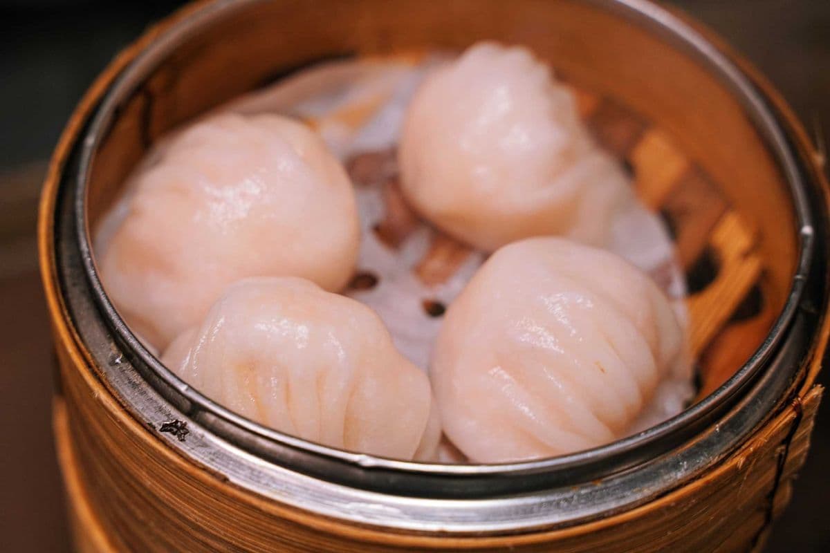 1. Steamed Crystal Prawn Dumplings