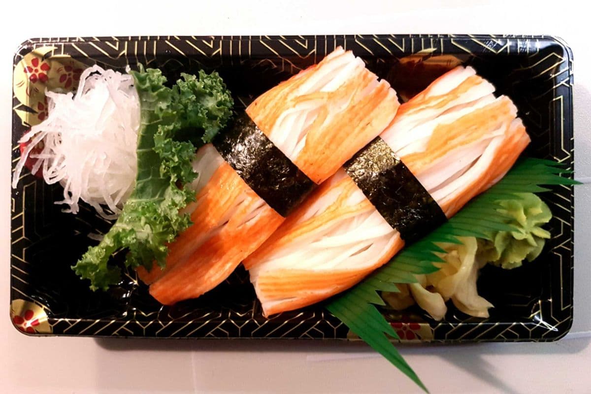 Crabmeat Sushi (2 pcs)
