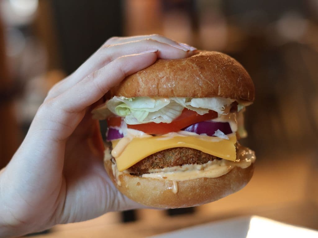 Aloo Tikki Burger