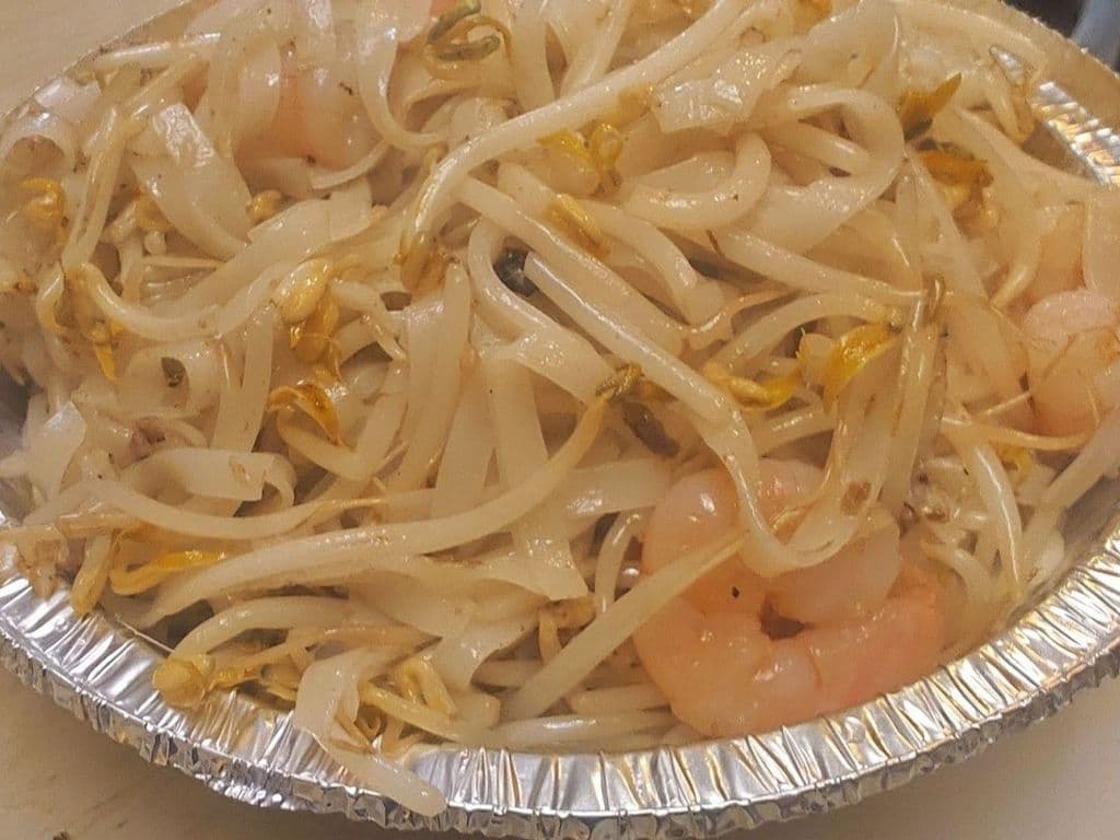 Shrimp & Bean Sprout Chow Funn - OO