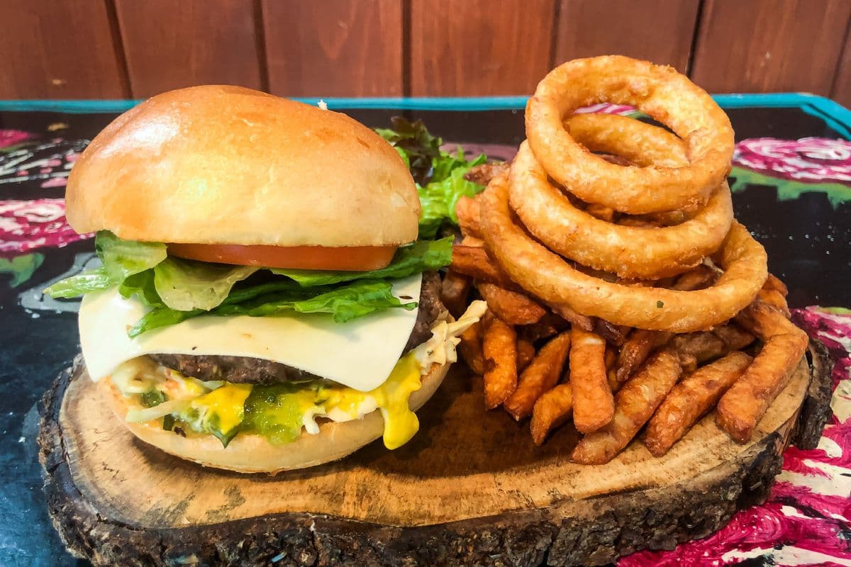 Burger Suisse seul / Single Swiss burger