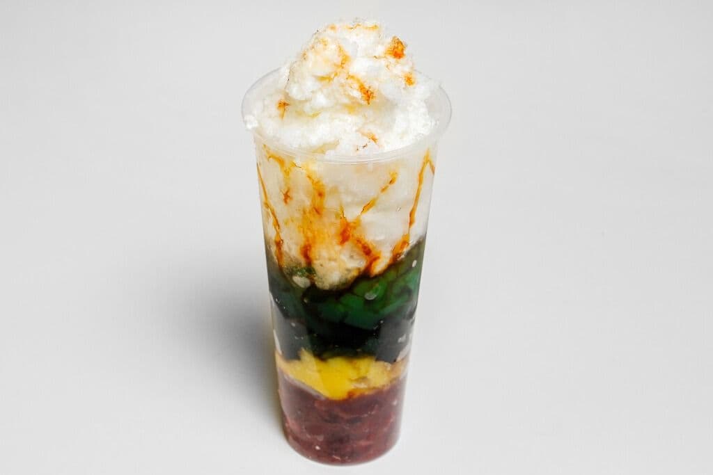 D8. Three Color Dessert