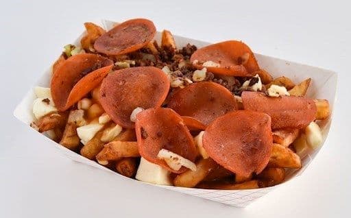 16. Poutine Boucanière - Petite