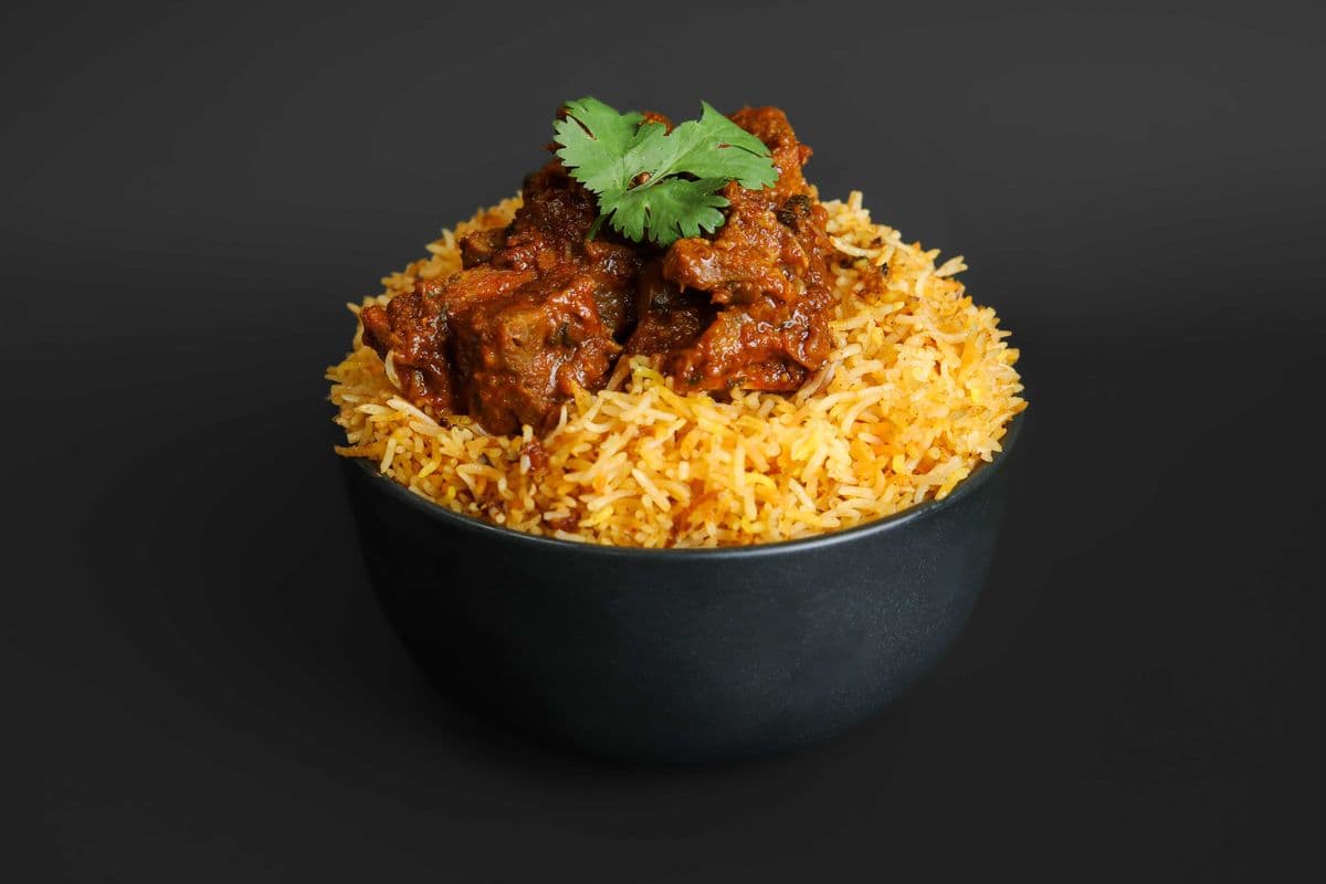 Kachhi Gosht ki Biryani (Mutton Dum Biryani)