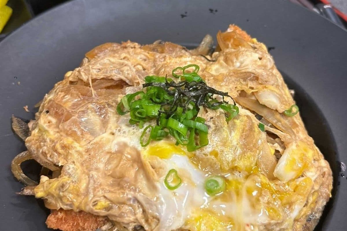 Hire Katsu Don