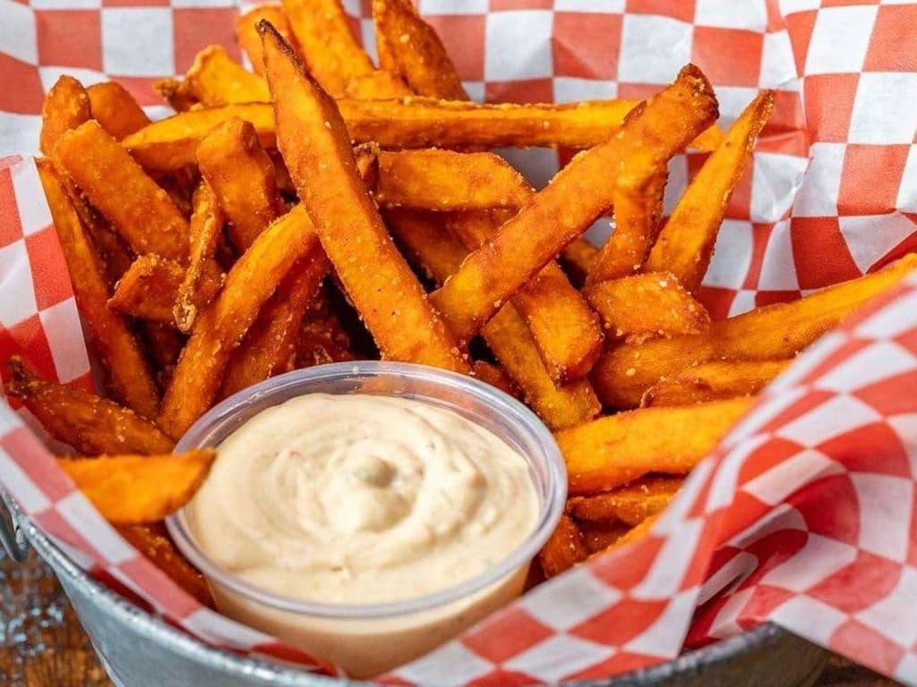 FRITES PATATE DOUCE/ SWEET POTATO FRIES