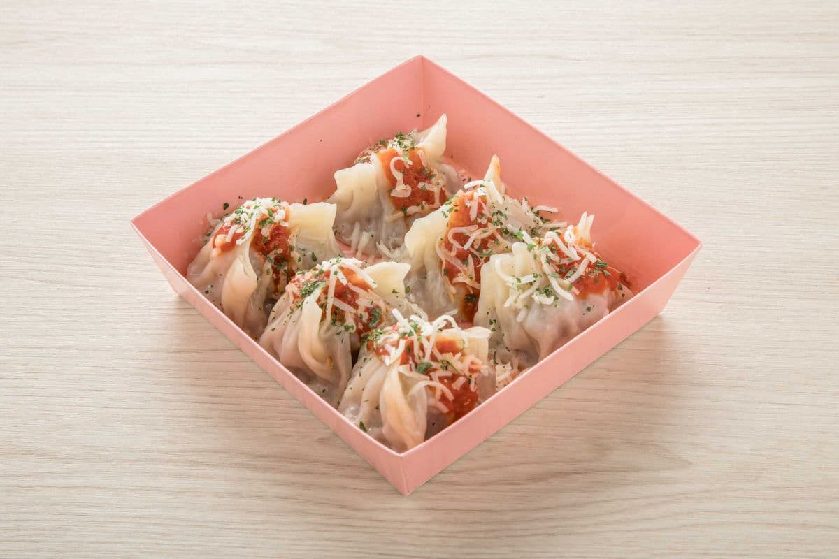 Grandma's Lover (Cheesy Beef Meatball with Tomato Sauce) Dumpling