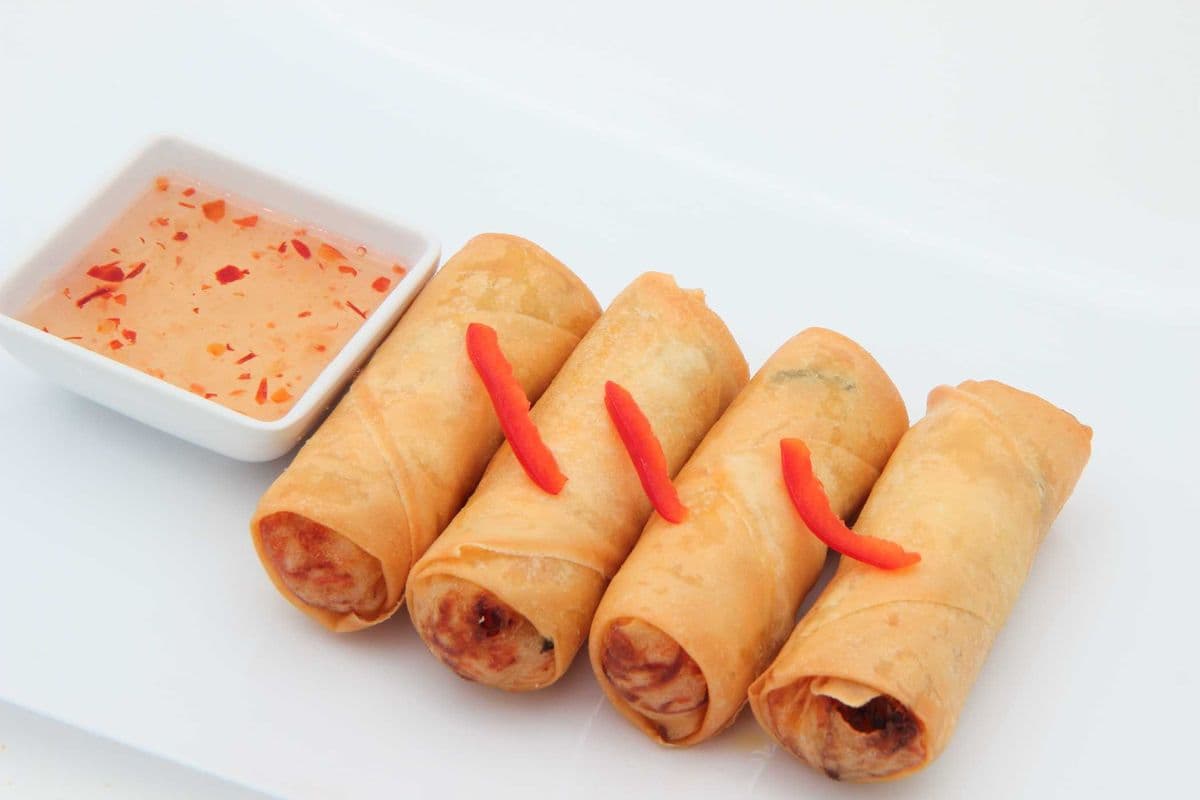 A1. Thai Spring Rolls (4 pcs)