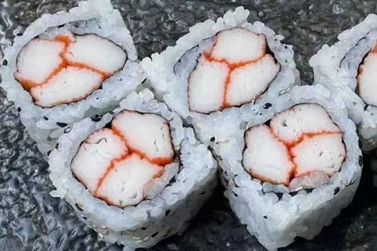 R03. Crabmeat Roll 蟹⾁卷