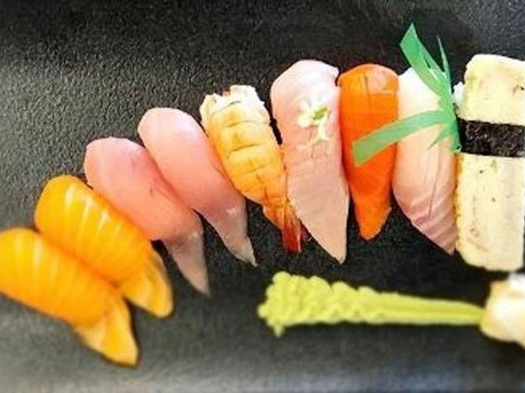 (10pcs) Assorted Sushi Combo