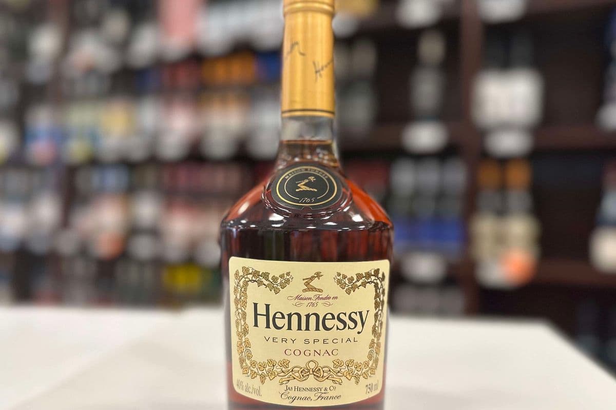 Hennessy Very Special Cognac 750 mL (1 x 750ML)