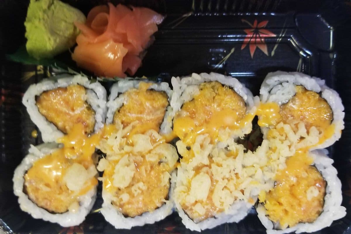 Crunch Spicy Salmon Roll (8 pcs)