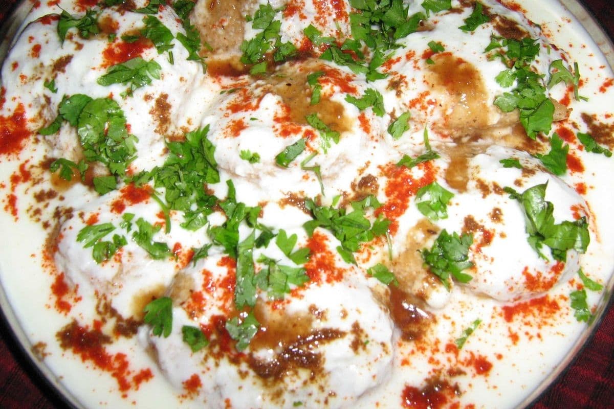 Dahi Bhalle (Deep-Fried Lentil Fritters)